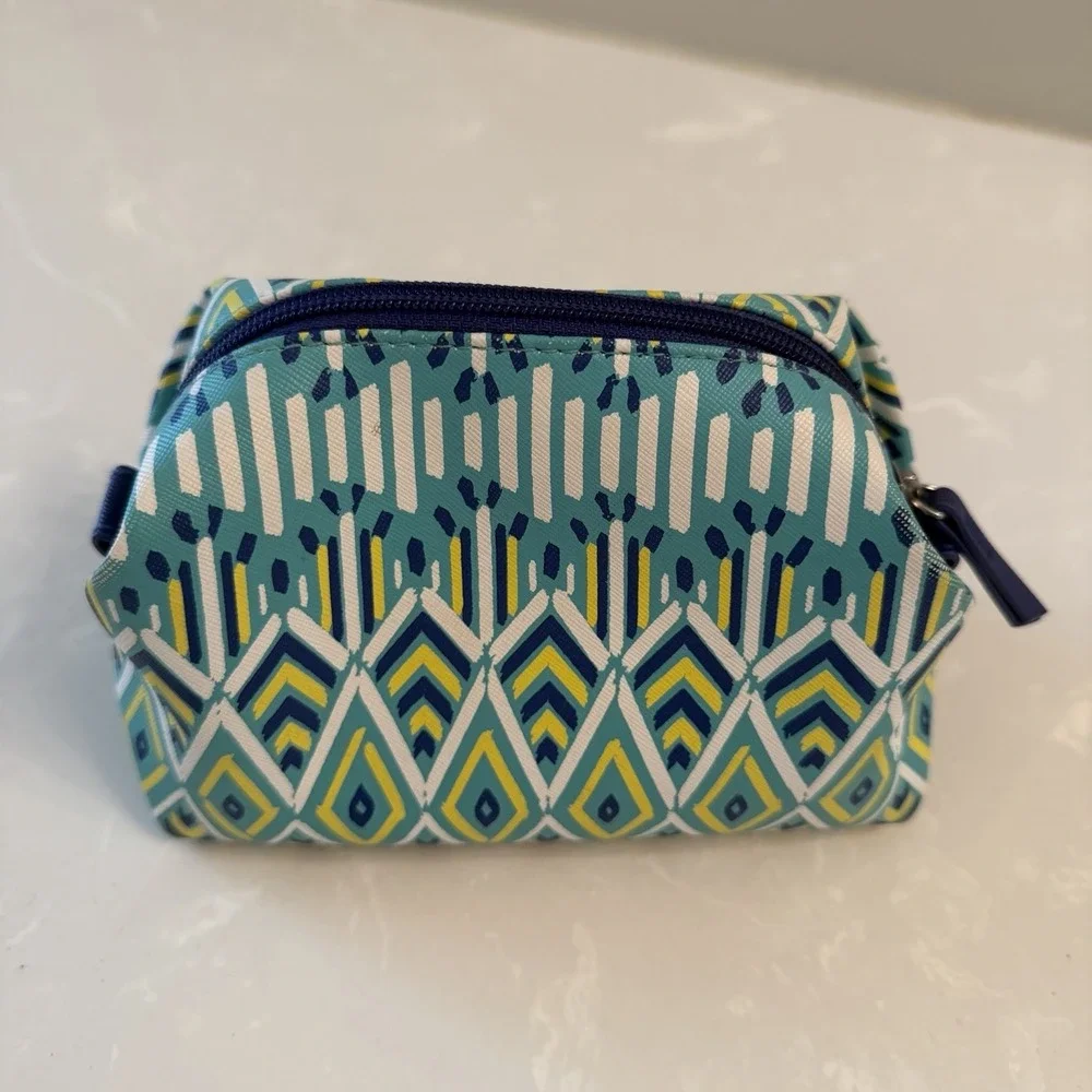 Vibrant Tropical Cosmetic Bag Green/Blue Geometric Design Stella‎ & Dot